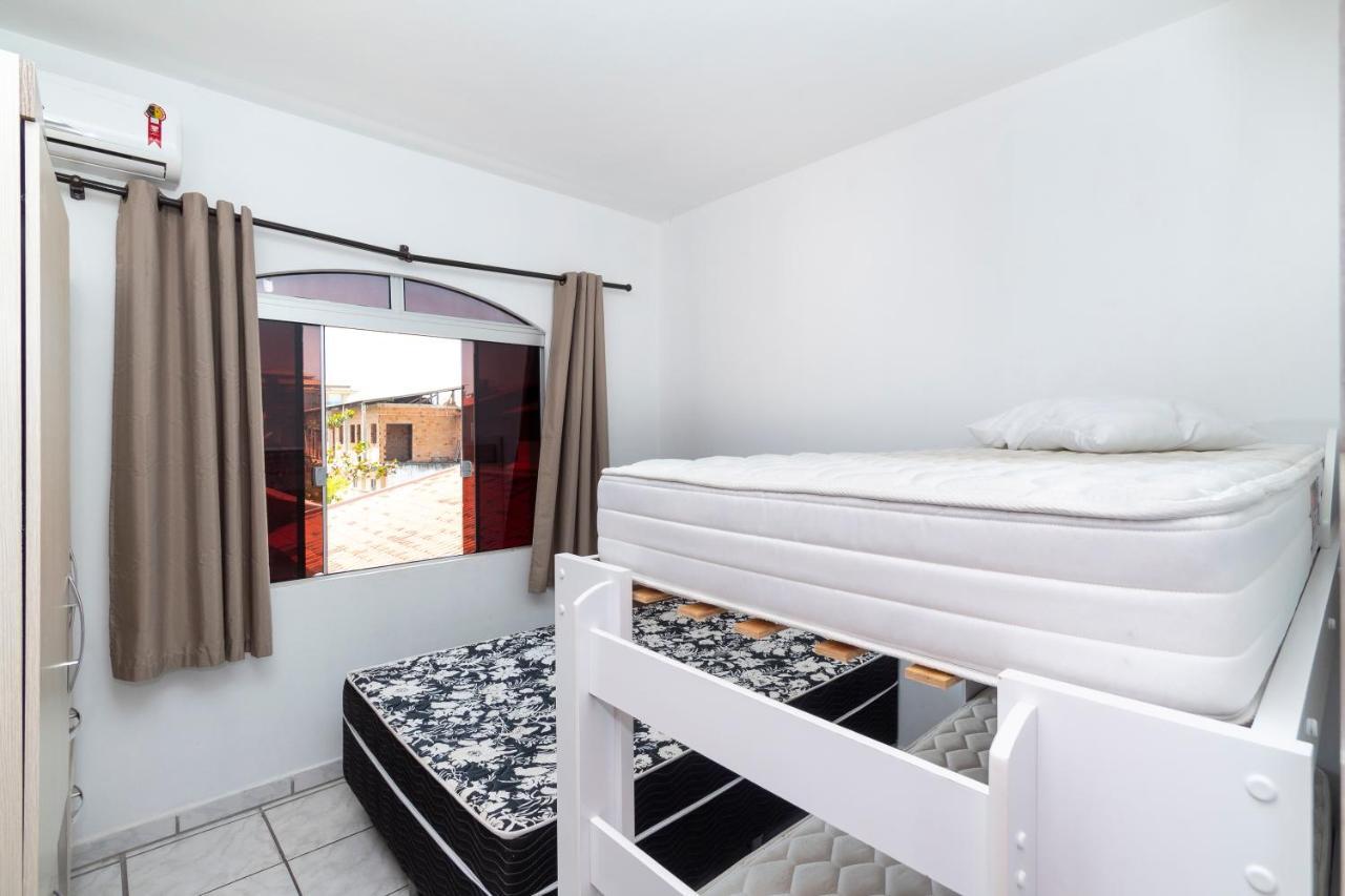דירות בומבינאס Residencial Ipe Amarelo מראה חיצוני תמונה