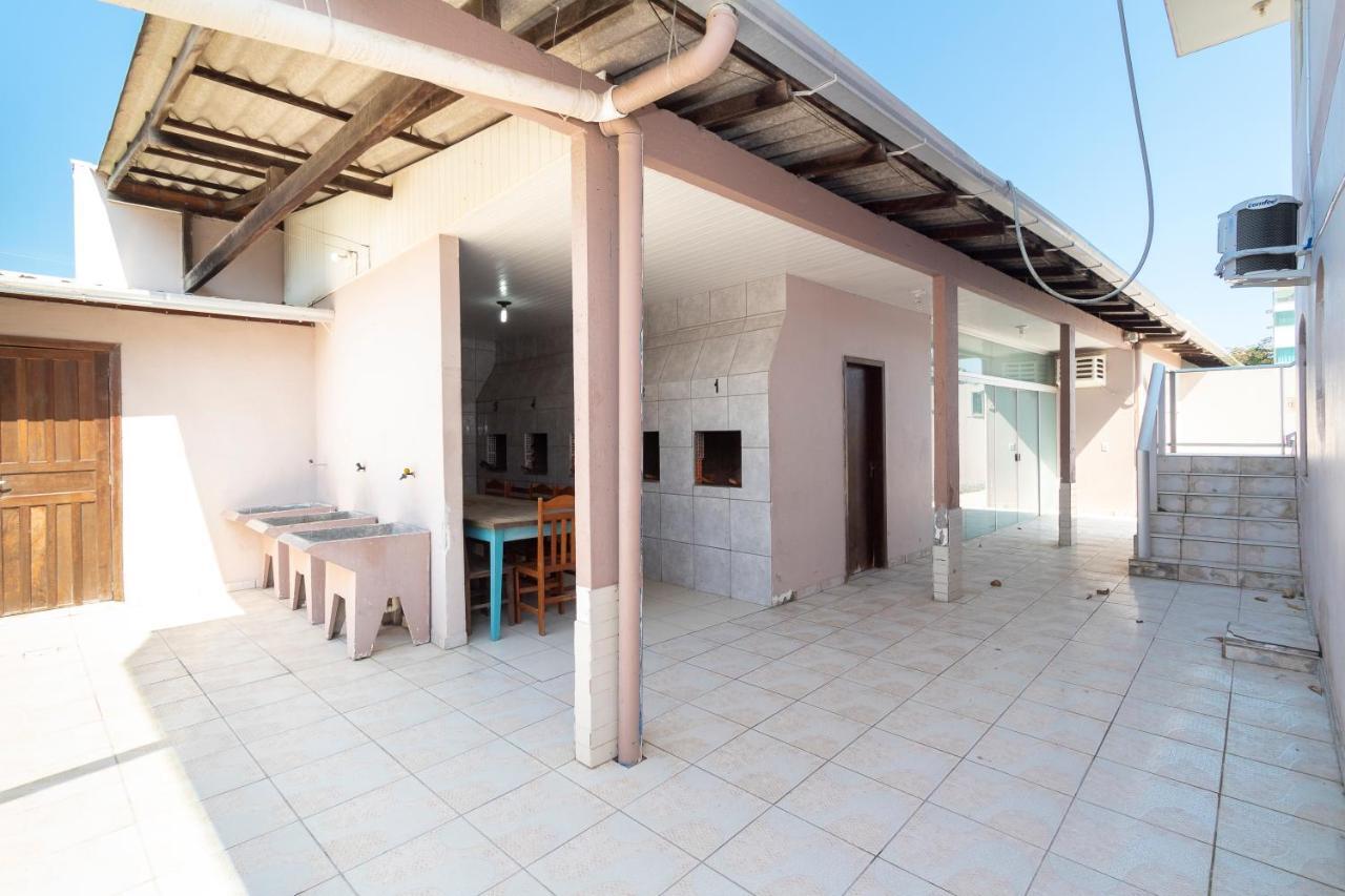 דירות בומבינאס Residencial Ipe Amarelo מראה חיצוני תמונה