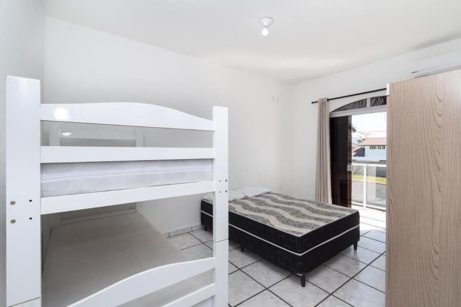 דירות בומבינאס Residencial Ipe Amarelo מראה חיצוני תמונה