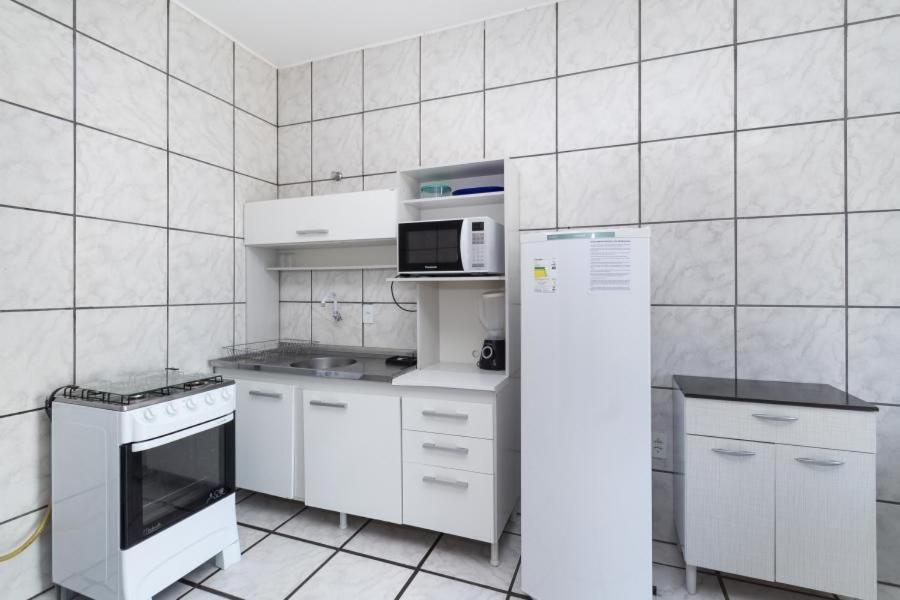 דירות בומבינאס Residencial Ipe Amarelo מראה חיצוני תמונה